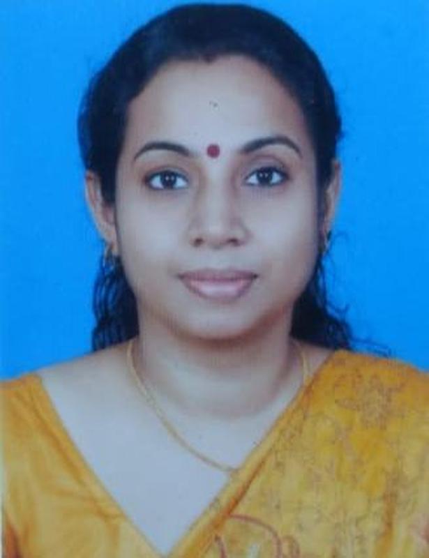 Dr Nisha Nambiar